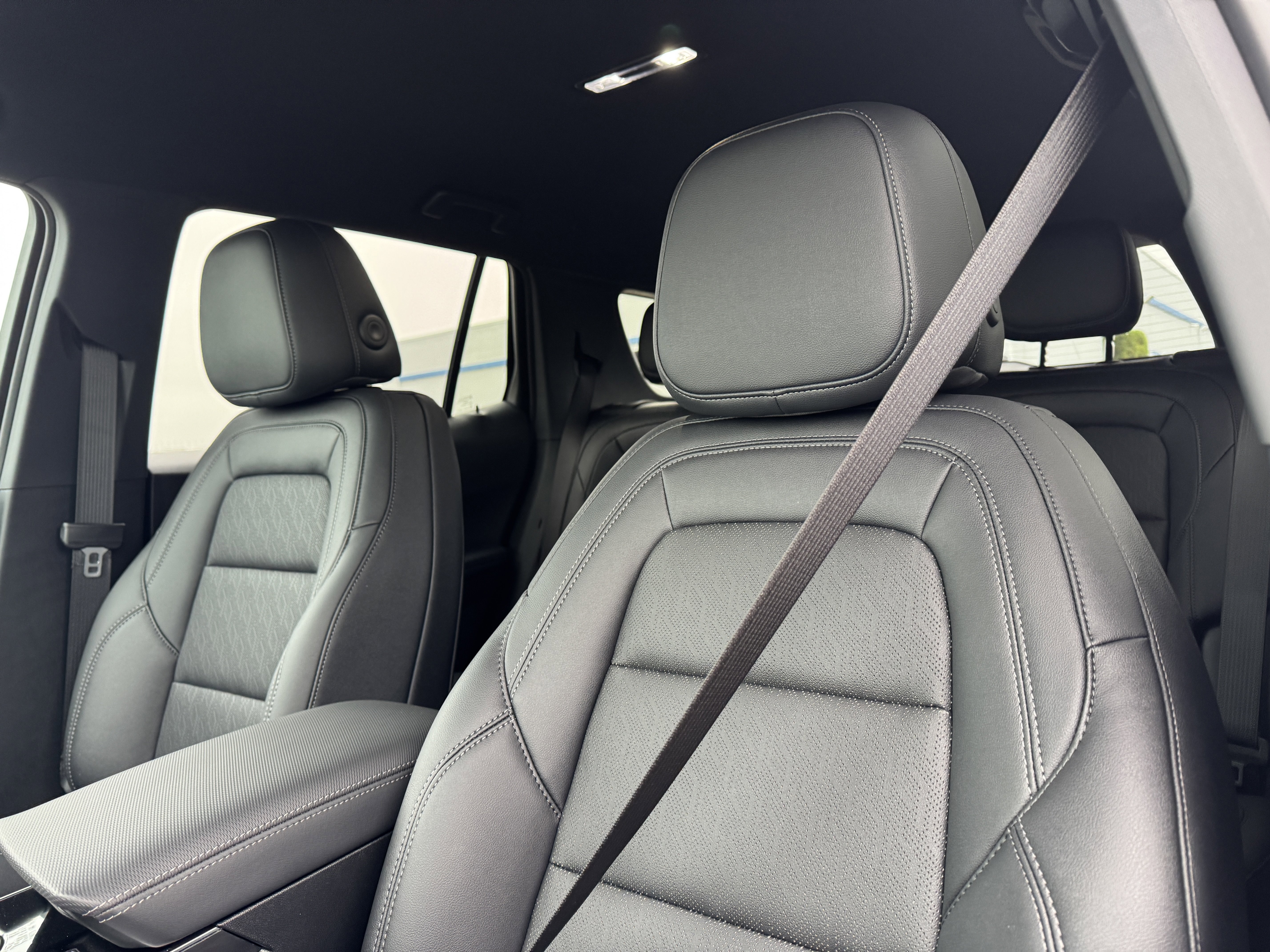 New 2026 Chevrolet Equinox LT w/ Convenience Package II image 13