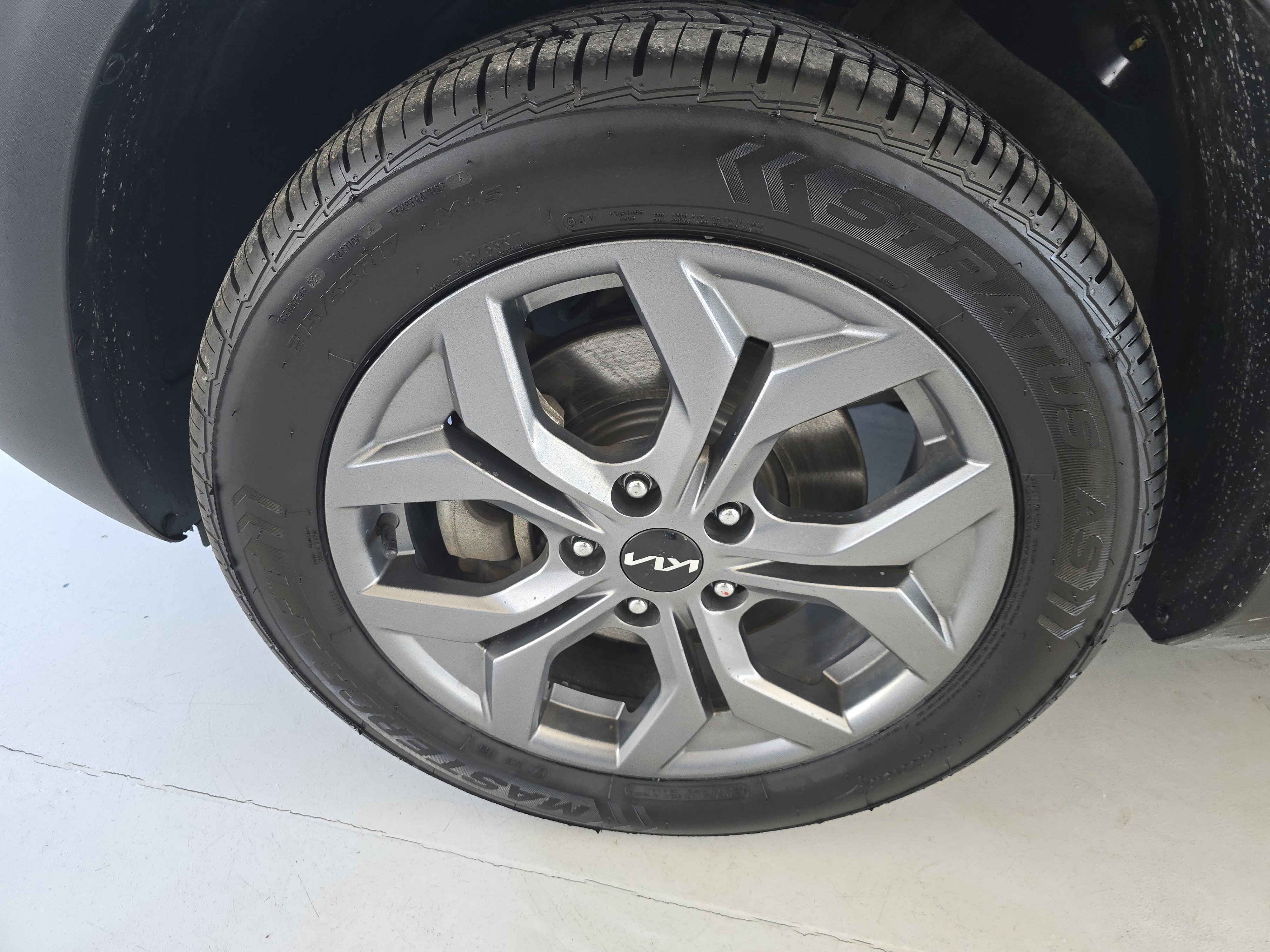 Used 2024 Kia Seltos S image 11