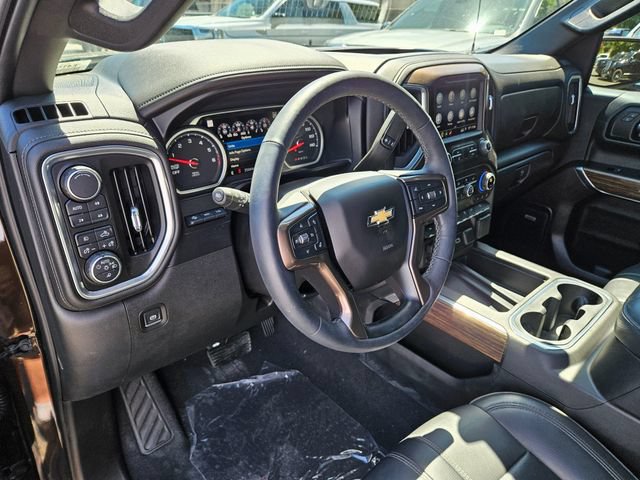 Used 2019 Chevrolet Silverado 1500 High Country w/ Technology Package AWD/4WD image 21