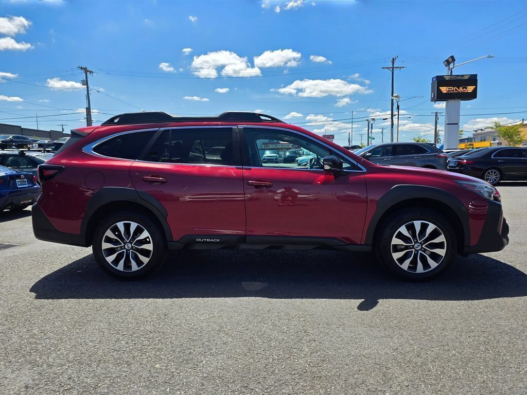 Used 2023 Subaru Outback Limited AWD/4WD image 5