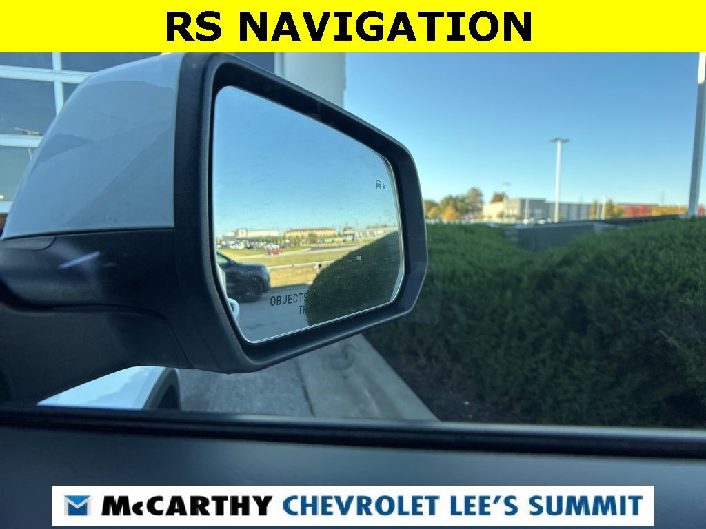 Used 2023 Chevrolet Traverse RS image 52