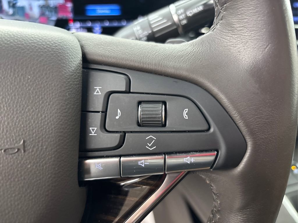 Used 2023 Cadillac Escalade Sport w/ Touring Package image 31