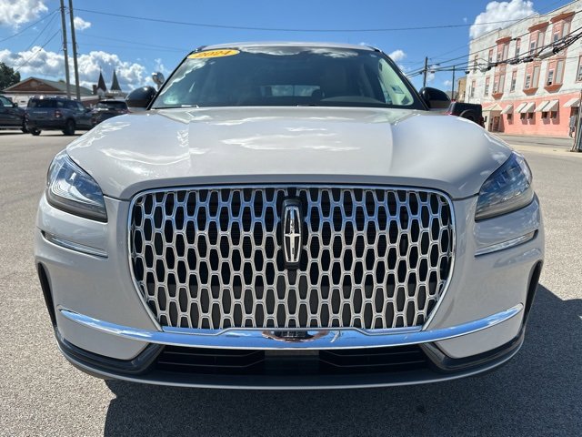 Used 2024 Lincoln Corsair FWD image 2
