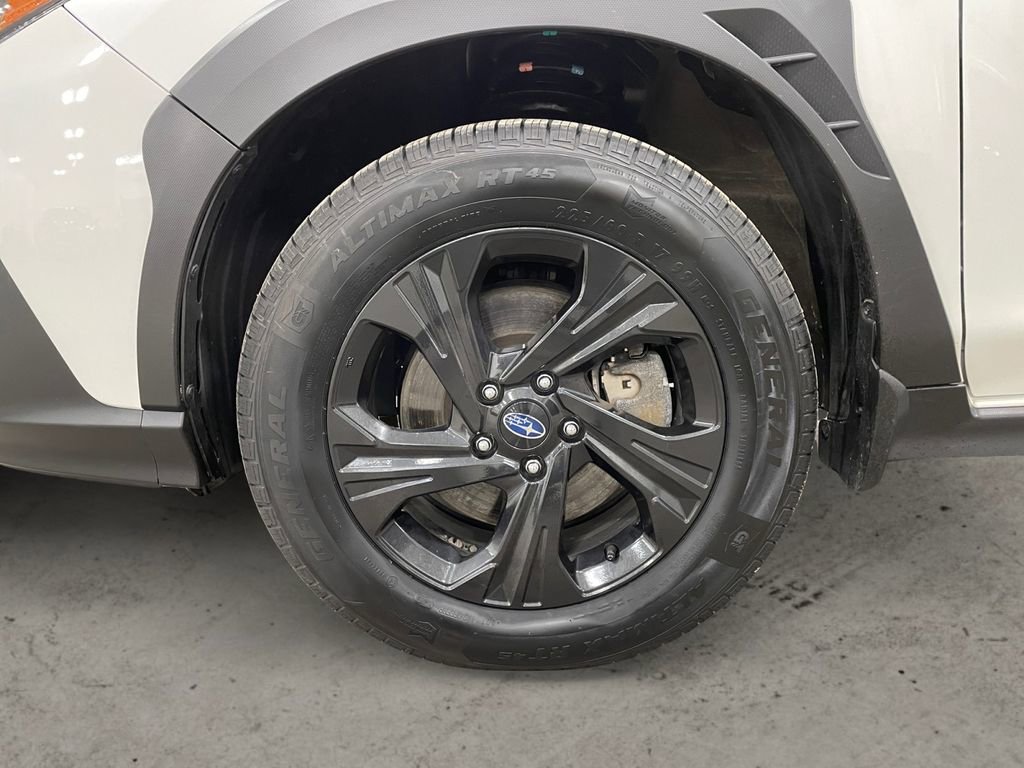 Used 2024 Subaru Crosstrek 2.0i image 14