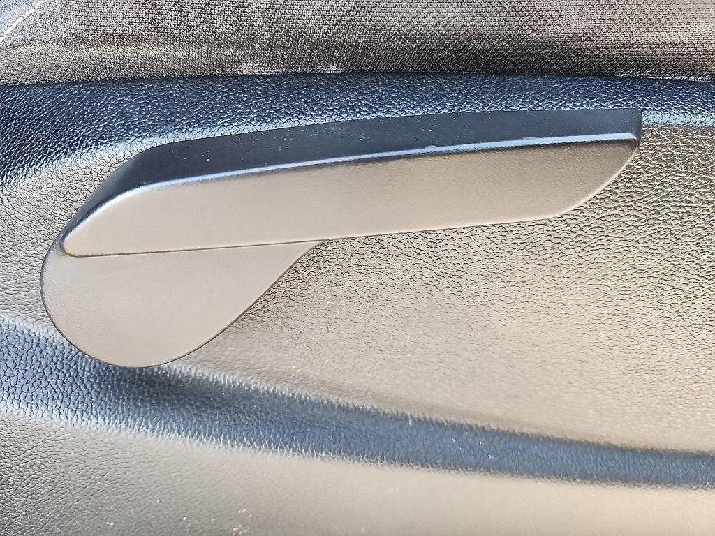 Used 2017 Chevrolet Silverado 1500 LT w/ All Star Edition image 11