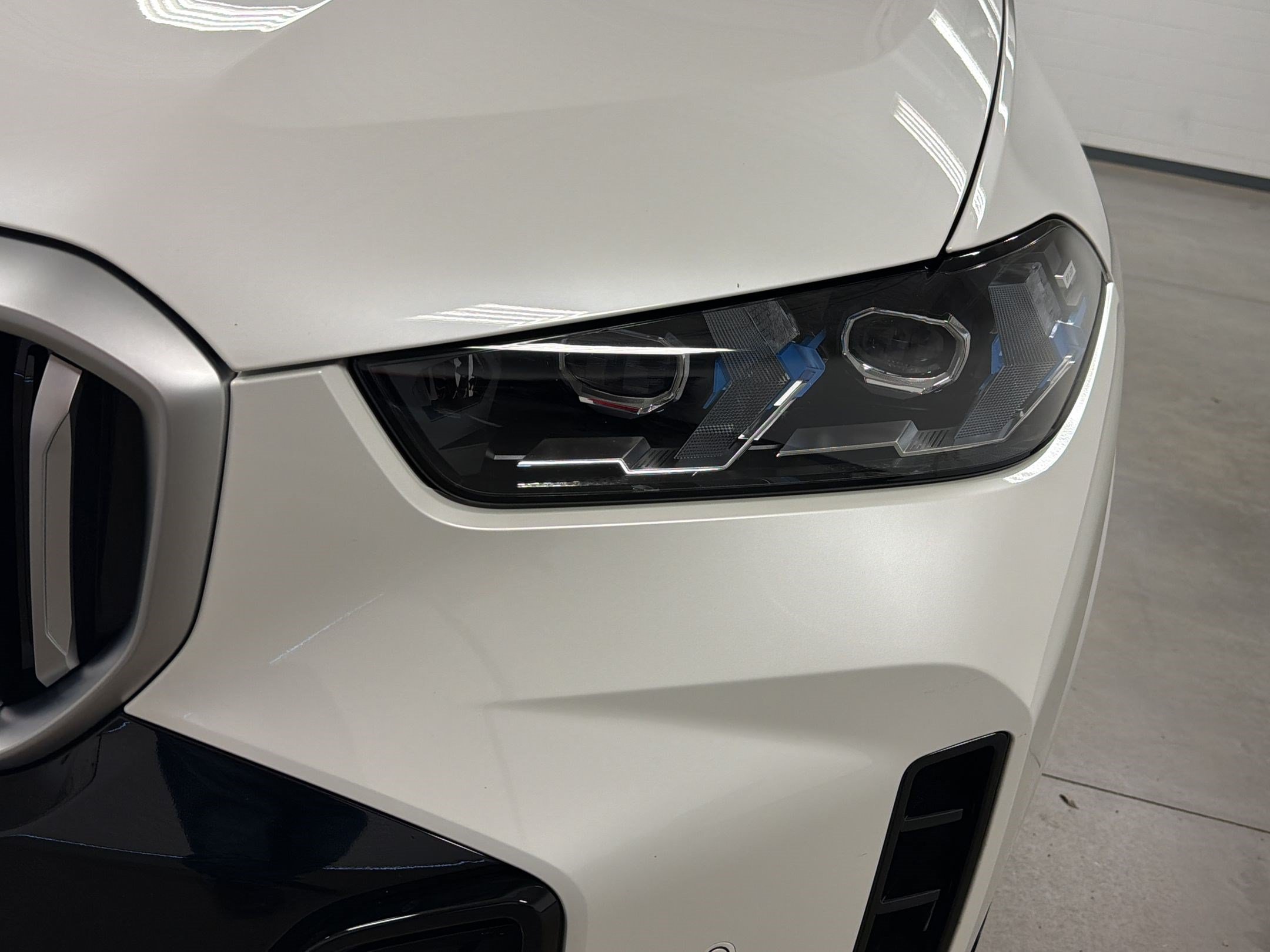 Certified 2026 BMW X5 sDrive40i w/ M Sport Package RWD image 11
