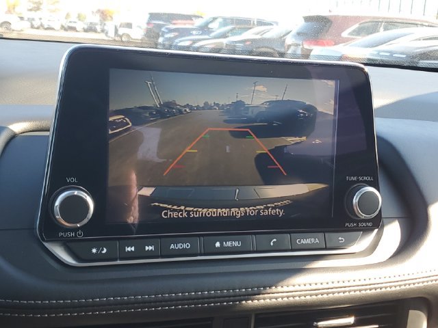 Certified 2025 Nissan Rogue SV w/ SV Premium Package AWD/4WD image 27