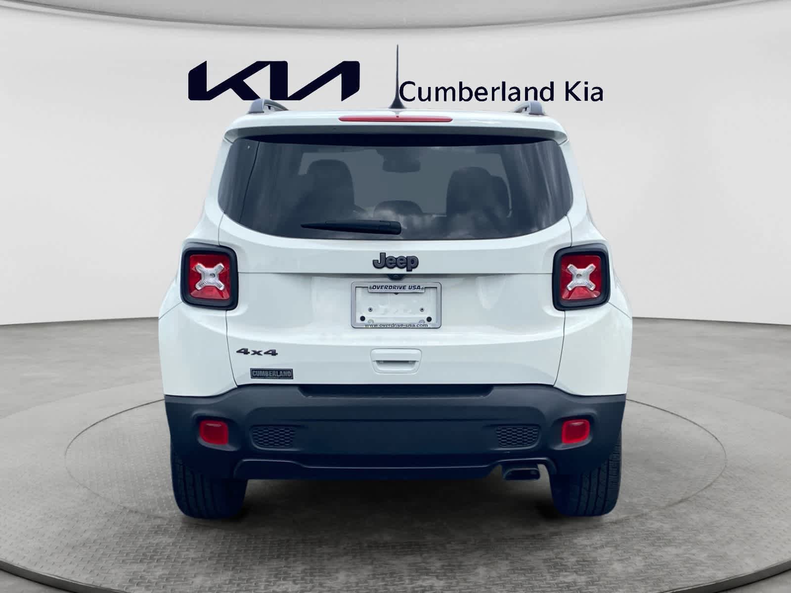 Used 2021 Jeep Renegade Latitude AWD/4WD image 4