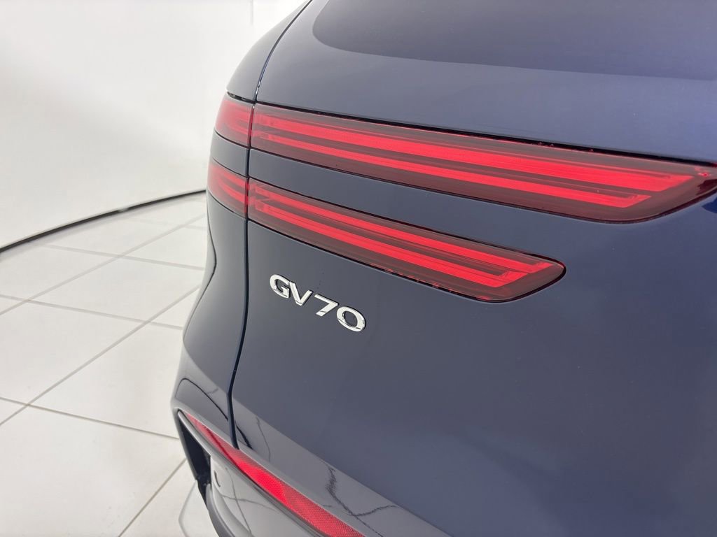 New 2026 Genesis GV70 2.5T Advanced AWD/4WD image 10