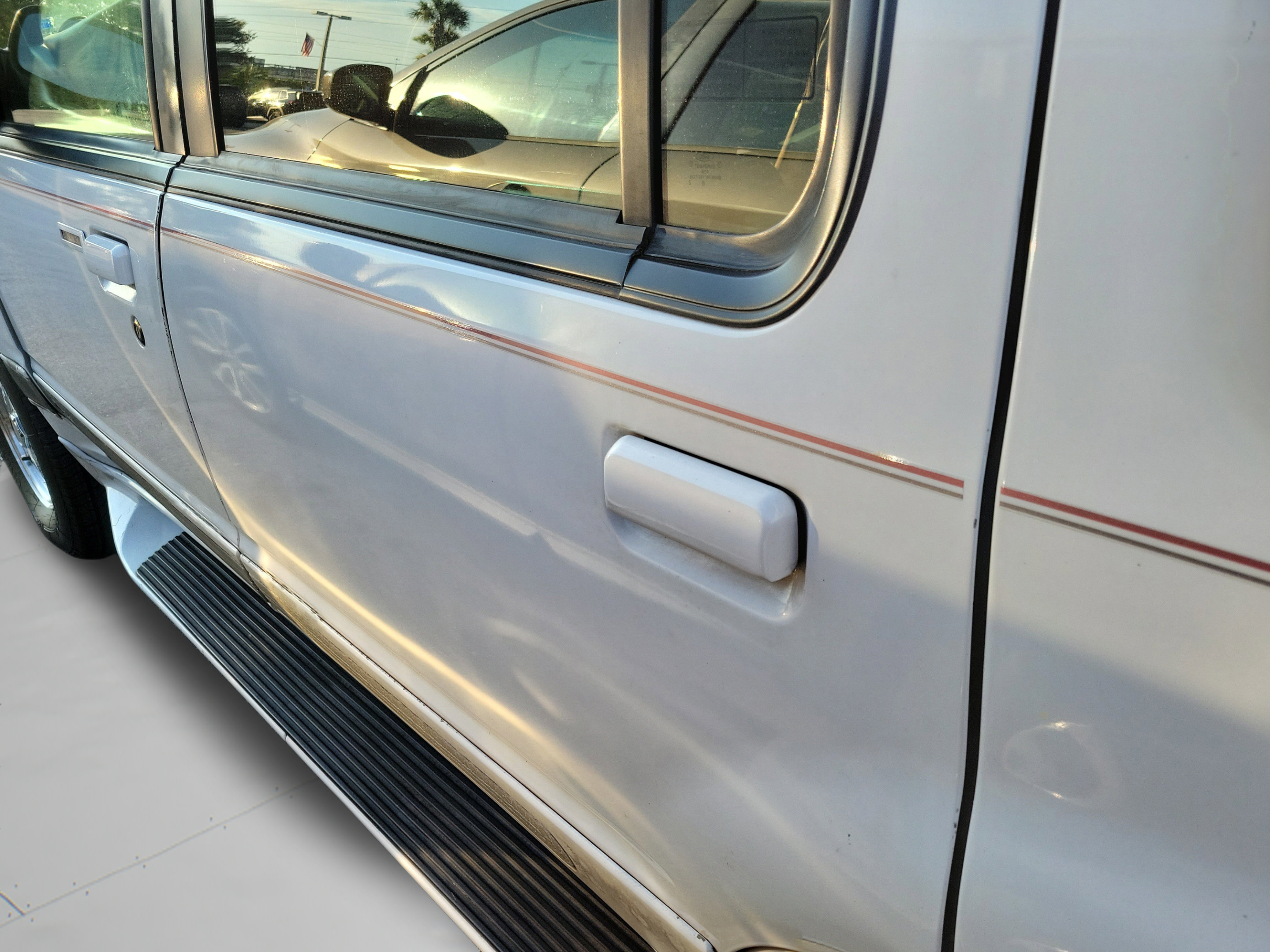 Used 1995 Ford Explorer Eddie Bauer RWD image 27