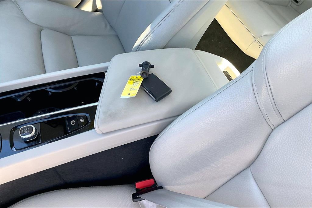 Certified 2024 Volvo S60 B5 Core image 13