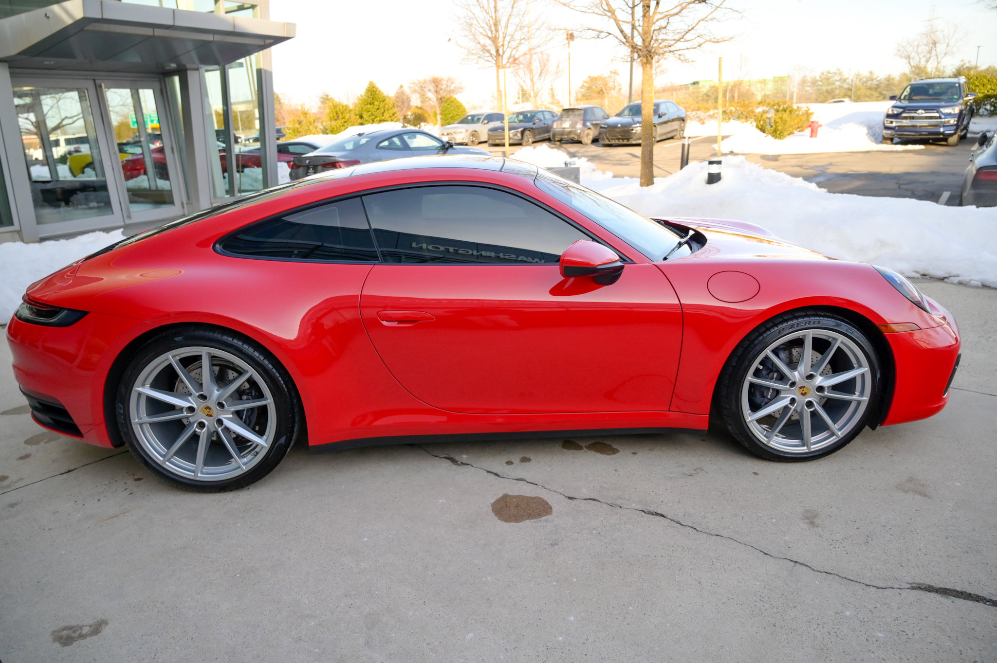 Used 2022 Porsche 911 Carrera image 4