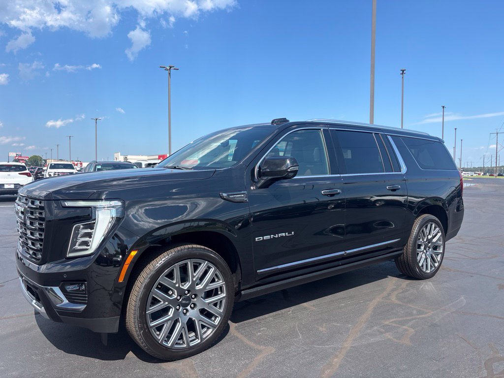 New 2026 GMC Yukon XL Denali Ultimate AWD/4WD image 1