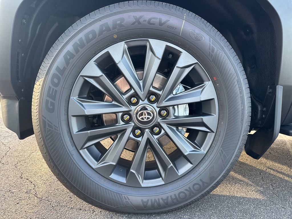 New 2025 Toyota Land Cruiser Base image 9