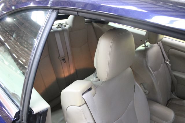 Used 2012 Chrysler 200 Limited FWD image 11