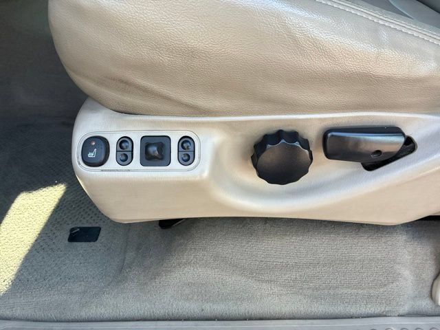 Used 2005 Ford Excursion Limited AWD/4WD image 6