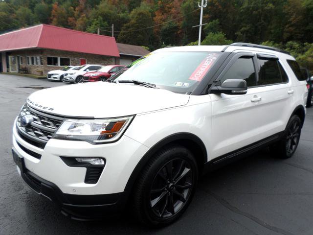 Used 2019 Ford Explorer XLT w/ Equipment Group 202A image 3