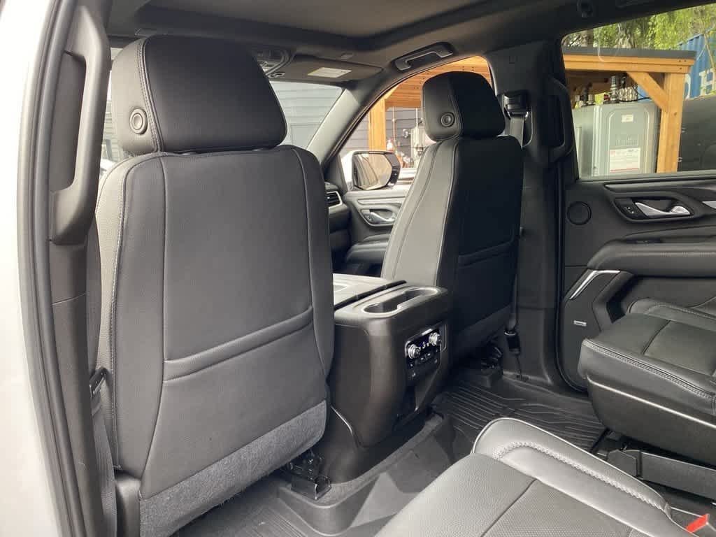 Used 2021 GMC Yukon Denali w/ Advanced Technology Package AWD/4WD image 14