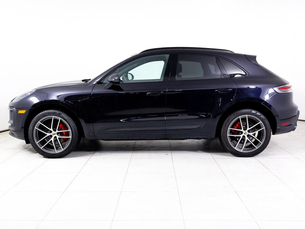Certified 2025 Porsche Macan S w/ Premium Package Plus AWD/4WD image 2