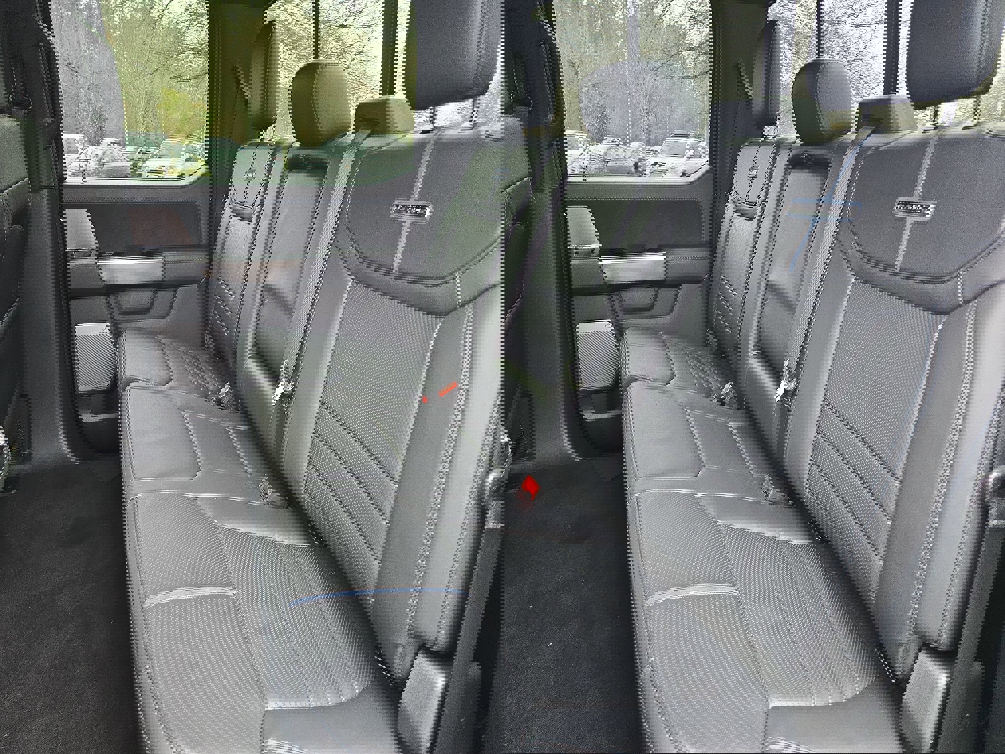 Used 2025 Ford F150 Platinum w/ FX4 Off-Road Package image 13