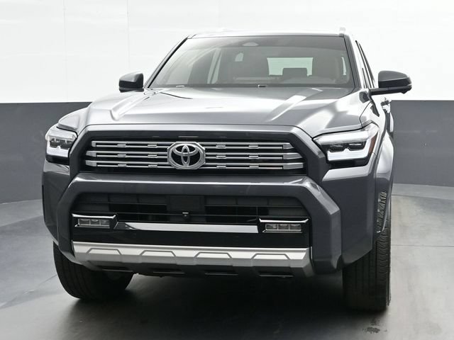 Used 2025 Toyota 4Runner Limited AWD/4WD image 3