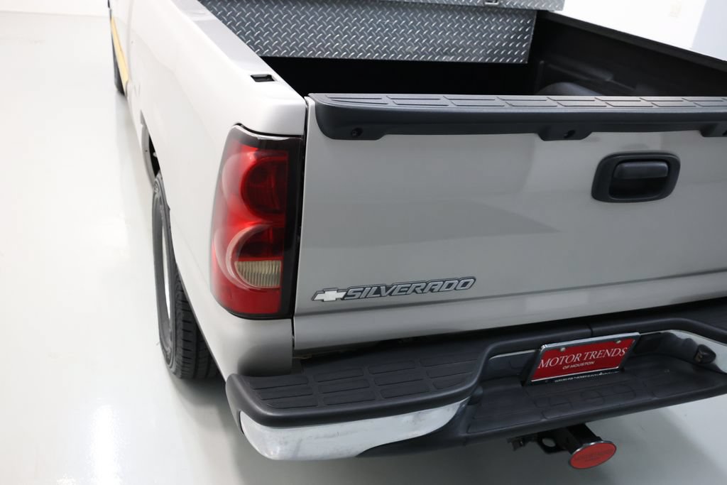 Used 2004 Chevrolet Silverado 1500 LS w/ Safe and Sound Package RWD image 46