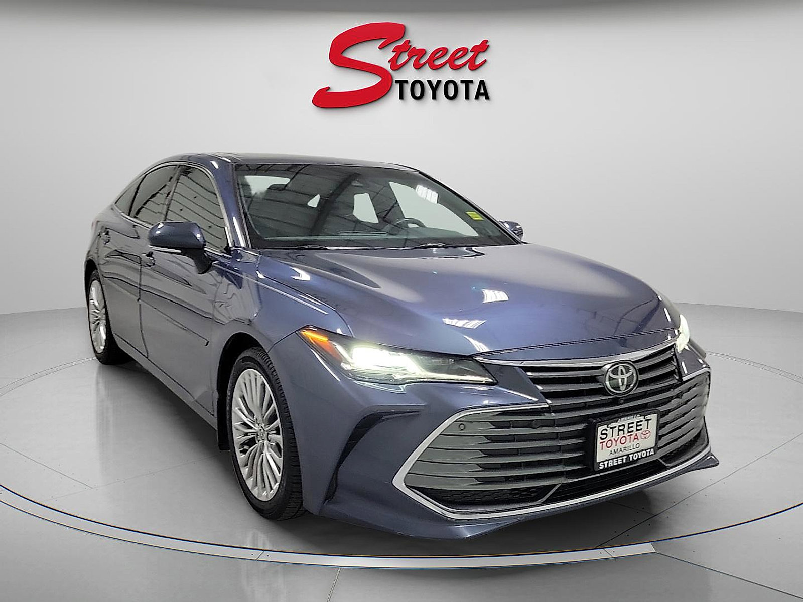 Certified 2021 Toyota Avalon Limited w/ Advanced Safety Package AWD/4WD image 5
