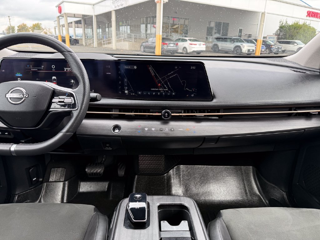 Used 2023 Nissan Ariya FWD image 25