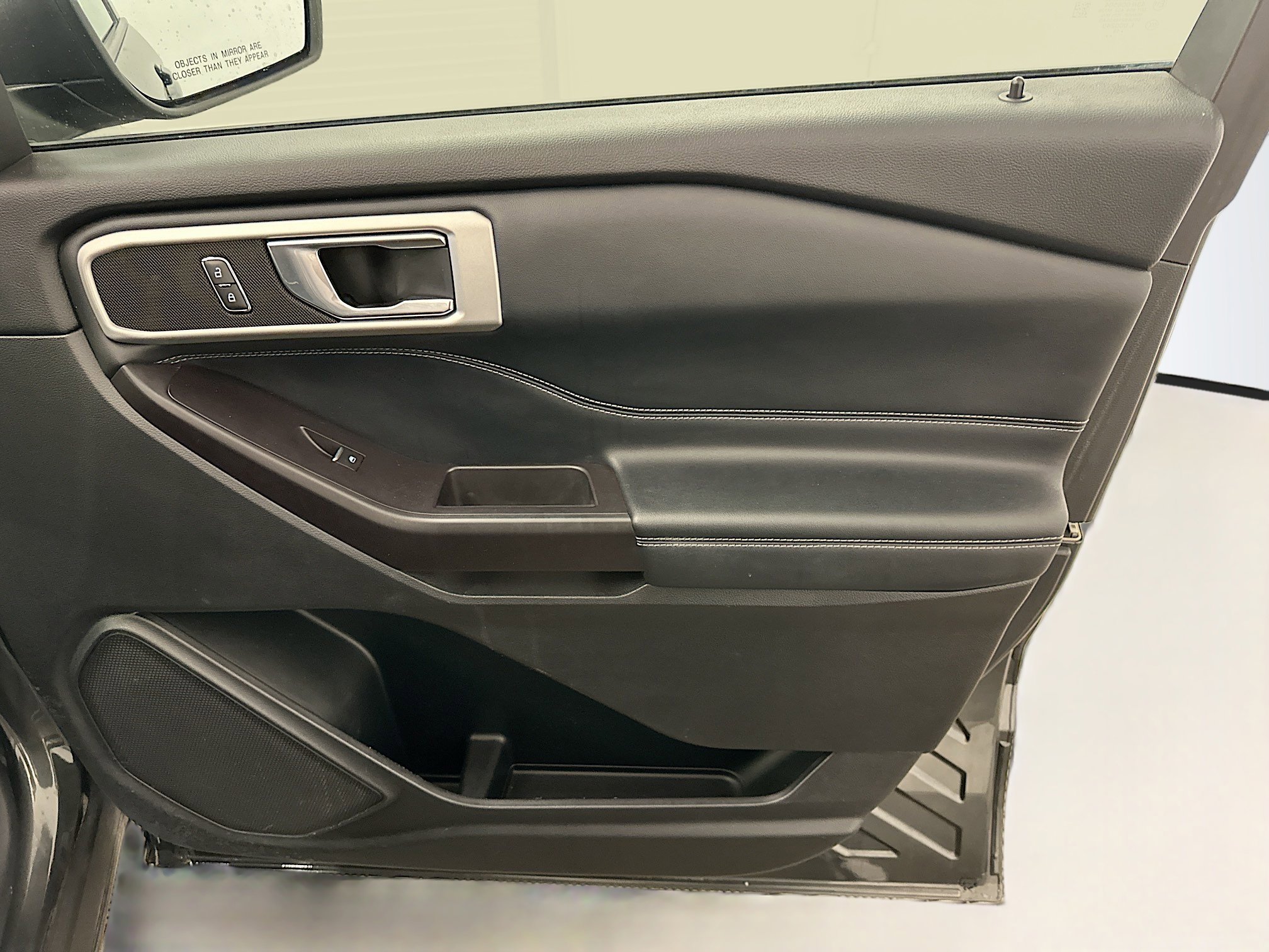 Used 2020 Ford Explorer XLT w/ Equipment Group 202A image 36