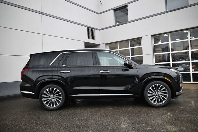 Used 2023 Hyundai Palisade Calligraphy image 4