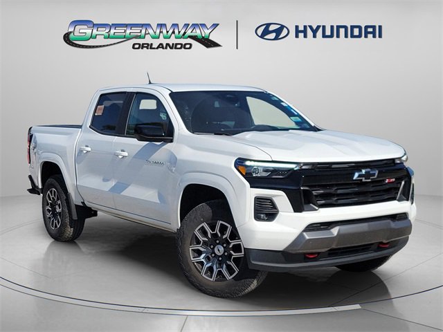 Used 2023 Chevrolet Colorado Z71 w/ Z71 Convenience Package 2