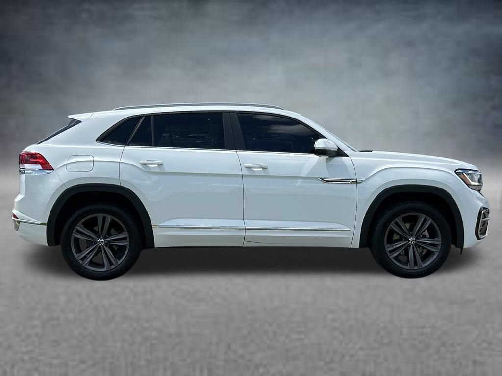 Used 2021 Volkswagen Atlas Cross Sport SE w/ Panoramic Sunroof Package FWD image 6