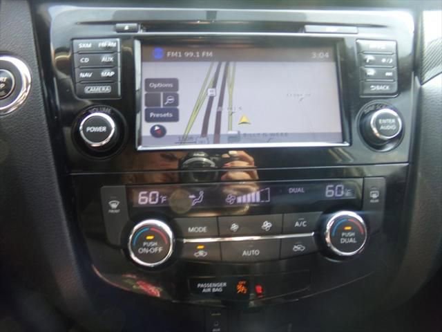 Used 2015 Nissan Rogue SL image 22