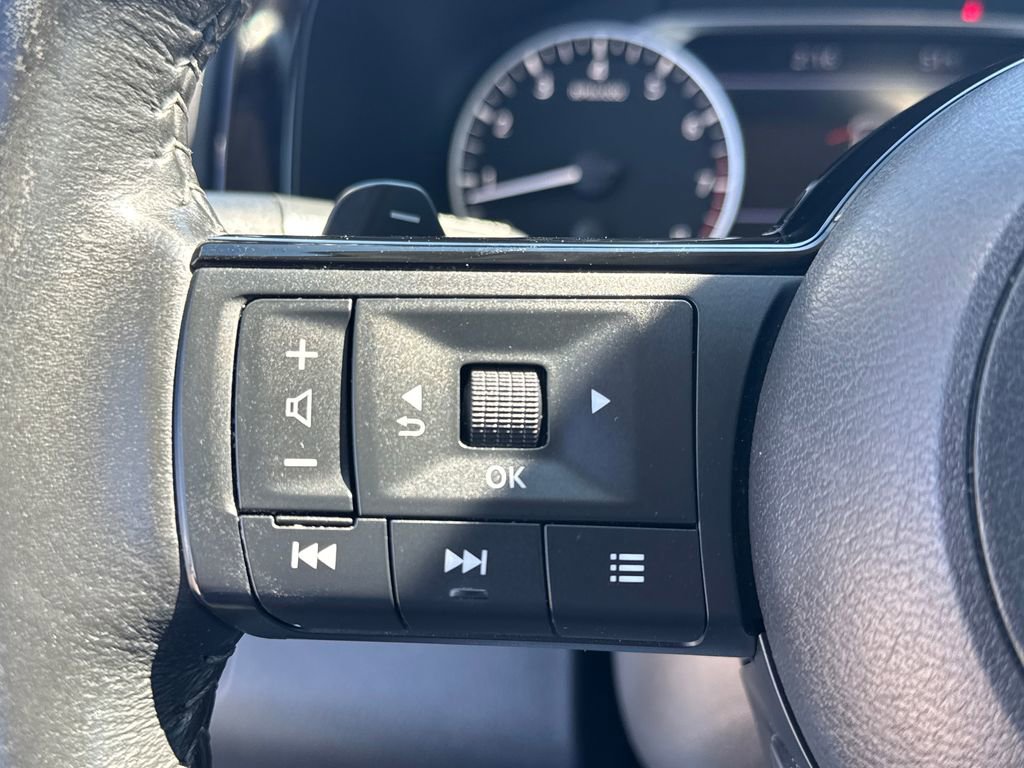 Used 2023 Nissan Pathfinder SL image 33