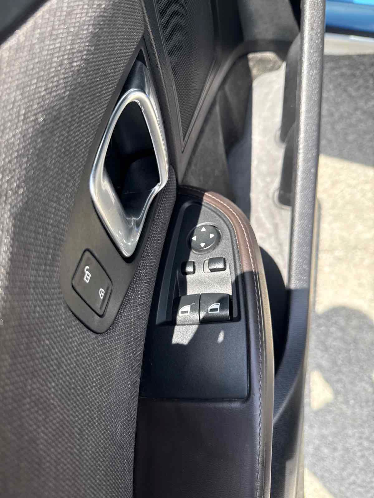 Used 2014 BMW i3 w/ Range Extender RWD image 7