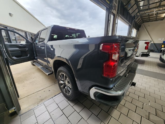 Used 2022 Chevrolet Silverado 1500 LT w/ Texas Edition Plus RWD image 6