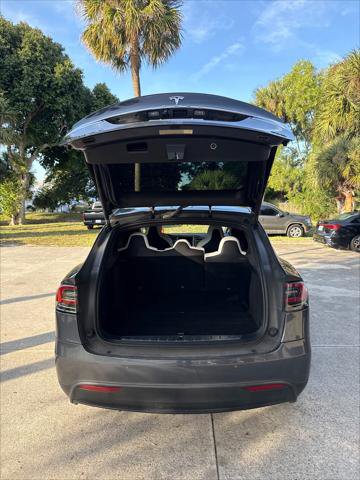 Used 2018 Tesla Model X 100D image 27