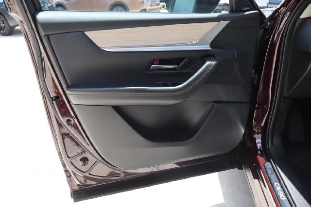 New 2026 MAZDA CX-90 Plug-In Hybrid w/Premium Sport AWD/4WD image 16
