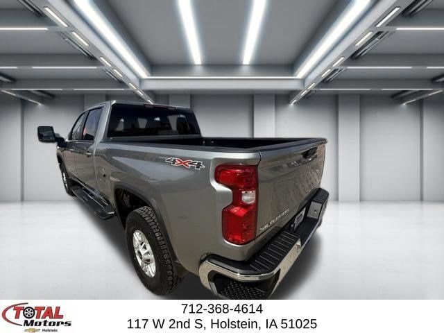 Used 2025 Chevrolet Silverado 2500 LT w/ Convenience Package AWD/4WD image 6