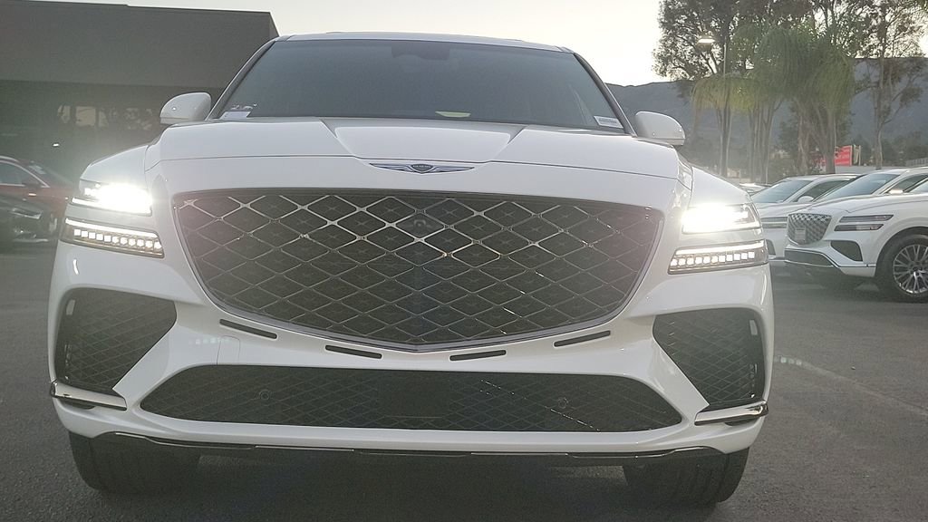 New 2025 Genesis GV80 3.5T e-SC image 4
