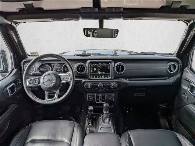 Used 2022 Jeep Wrangler Unlimited Sahara w/ Cold Weather Group image 18