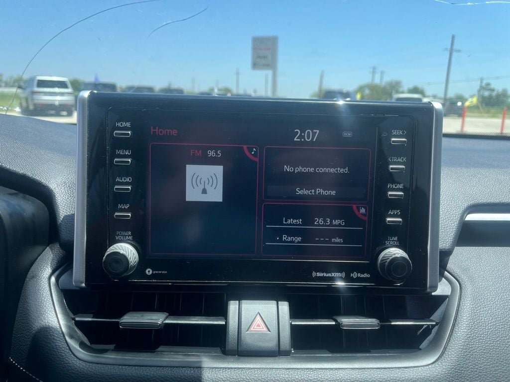Used 2021 Toyota RAV4 XLE w/ Convenience Package FWD image 30