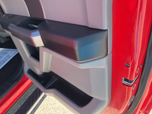 Used 2019 Ford F150 XLT w/ Equipment Group 302A Luxury image 16