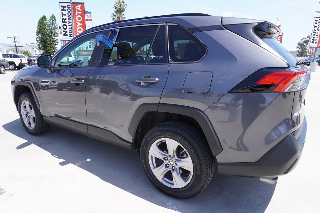 Certified 2025 Toyota RAV4 XLE w/ Convenience Package AWD/4WD image 5
