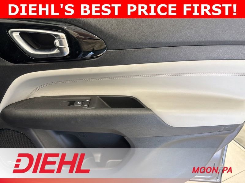 Used 2022 Jeep Compass Limited w/ Sun and Sound Group AWD/4WD image 11