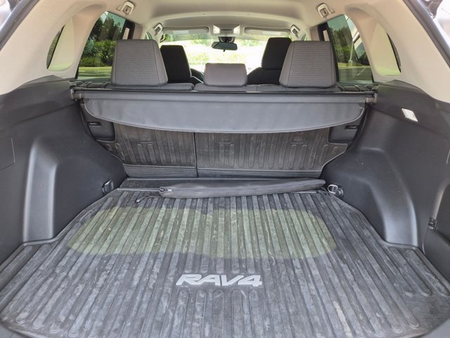 Used 2020 Toyota RAV4 LE w/ All Weather Liner Package FWD image 6