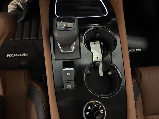 New 2026 Nissan Rogue Platinum image 25