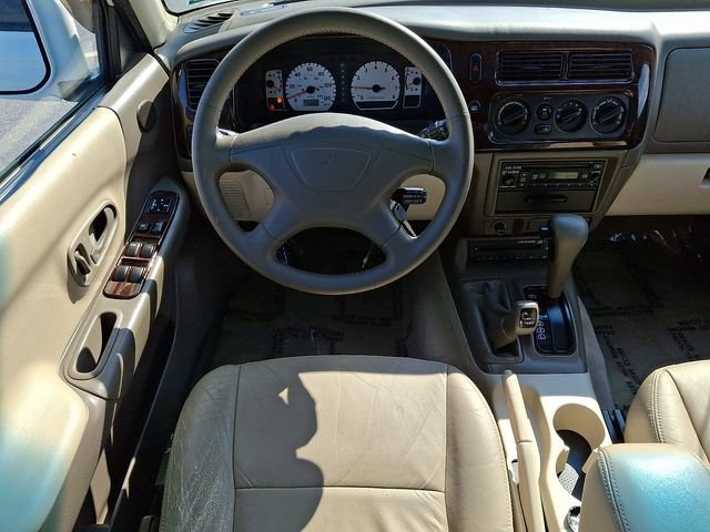 Used 2002 Mitsubishi Montero Sport Limited AWD/4WD image 11