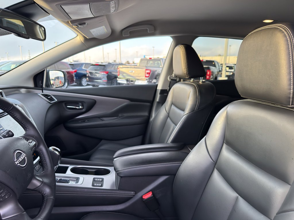 Certified 2023 Nissan Murano SV w/ SV Midnight Edition Package image 26