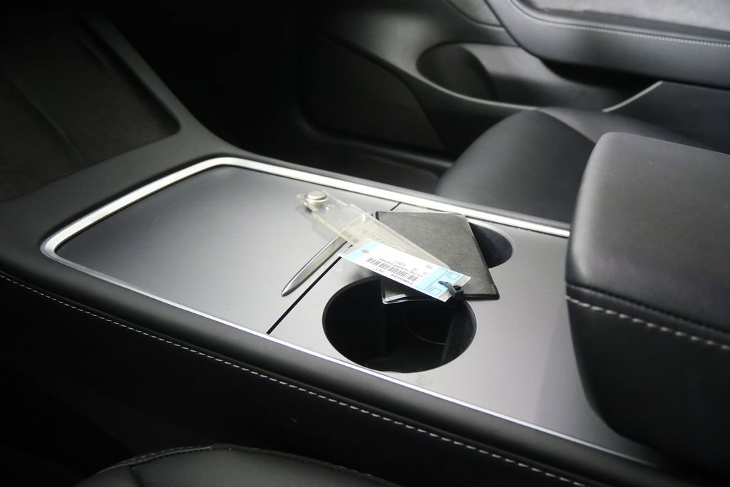 Used 2023 Tesla Model 3 Standard Range image 22